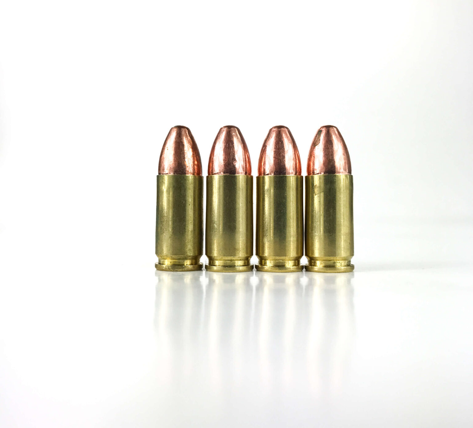 Патрон 9 мм. 9mm 9x39mm. 9mm пуля. Патрон 9 mm Luger фирма Sterling Ammunition. Люгер 9мм.